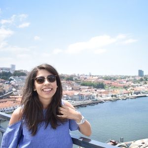 Meet your Posher, Stefania